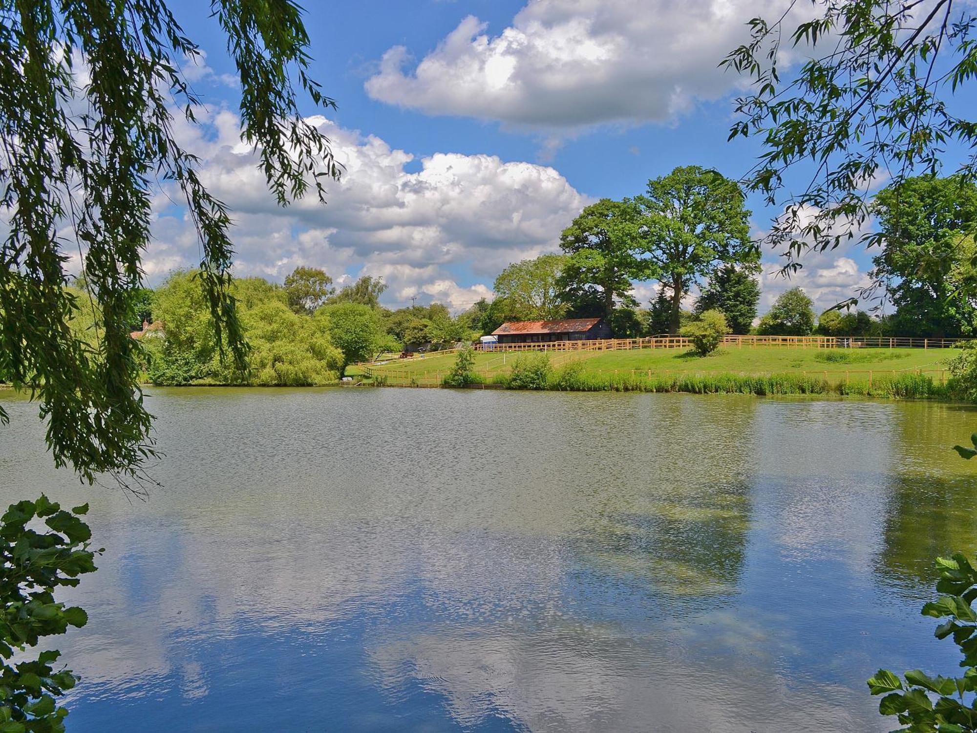 Lake House Cottage Finchingfield Kültér fotó